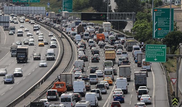 Otomotiv sektöründe "6 ay ve 6 bin kilometre" kısıtlaması 6 ay uzatıldı