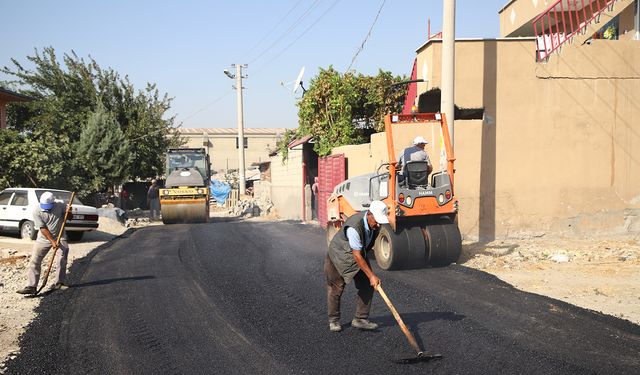 Dulkadiroğlu’ndan İstasyon Mahallesinde Asfalt Çalışması