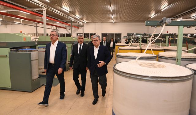 Başkan Güngör ve Vali Ünlüer, İSKUR Tekstil Fabrikasını Ziyaret Etti