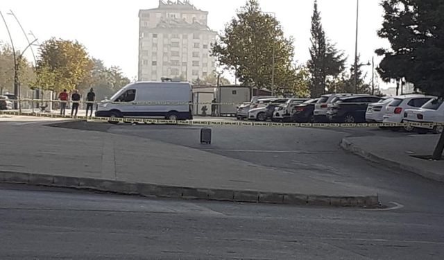 Kahramanmaraş’ta şüpheli valiz fünyeyle patlatıldı 