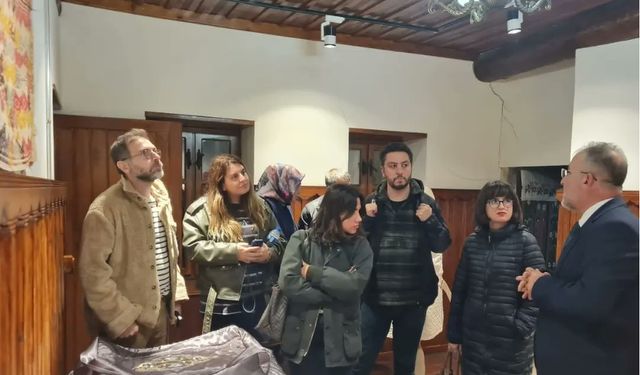 Afşin'de Gerçekleşen 1. Akdeniz Bienali Etkinliği Çeşitli Ziyaretçileri Ağırlıyor