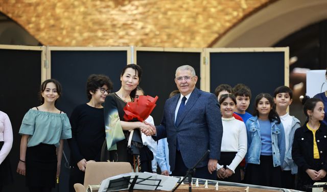 Japonya’nın geleneksel enstrümanı Koto, EXPO 2023’de Türk ezgileri ile buluştu