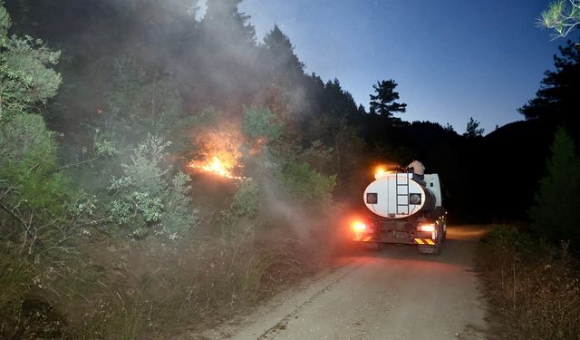 Onikişubat Belediyesi ekipleri Fırnız’daki yangına seferber oldu