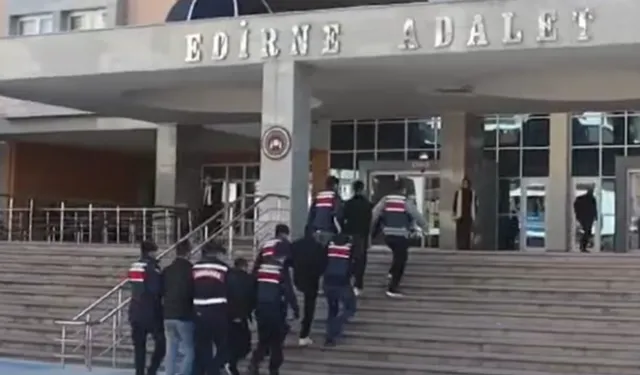 Jandarma 5 göçmen organizatörü yakaladı