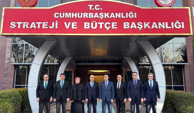 Kahramanmaraş Heyeti, Cumhurbaşkanlığı Strateji ve Bütçe Başkanı Şenel ile Bir Araya Geldi