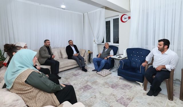 Başkan Toptaş: "Şehitlerimizin emanetleri baş tacımızdır"