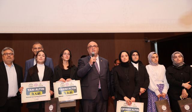 Kahramanmaraş’ta Gençler Sahne Aldı, Fikirler Yarıştı