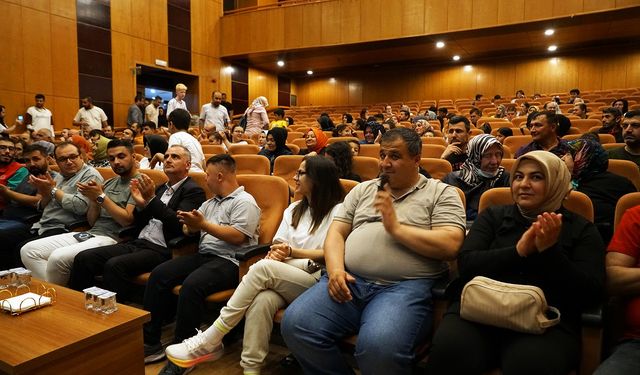 Özel gereksinimli bireylere sinema keyfi
