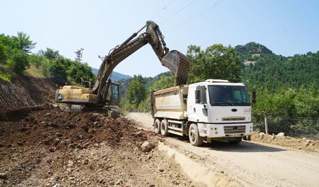 Andırın – Merkez Ulaşımını 20 Kilometre Kısaltacak Yol Tamamlanıyor