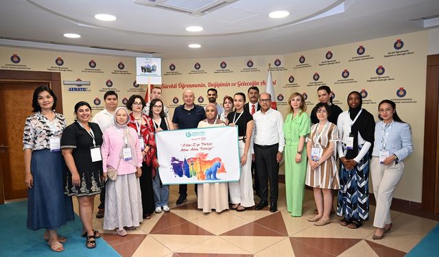 Rektör Yasım, Yunus Emre Enstitüsü Öğrencilerini Ağırladı