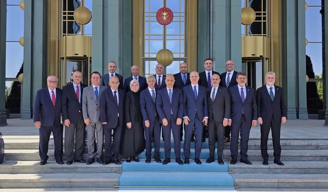 Kahramanmaraş Heyetinden Cumhurbaşkanı Yardımcısı Yılmaz’a Ziyaret