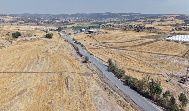 Elmalar’ın Ulaşımını Kısaltan ve Konforunu Artıran Yol Hizmete Alındı