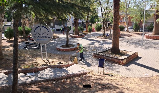 Dulkadiroğlu’nda Park ve Bahçelerde Titiz Bakım Çalışmaları Sürüyor