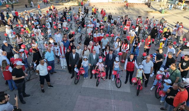 170 Çocuğun Bisiklet Hayali Gerçeğe Dönüştü; Pedallar Mutluluk İçin Döndü