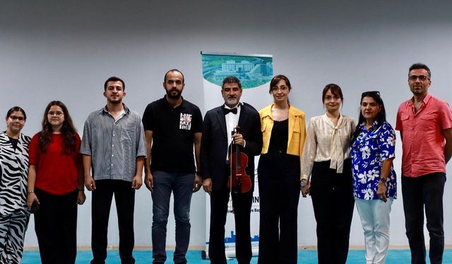 Kahramanmaraş’ta tek kişilik dev gösteri