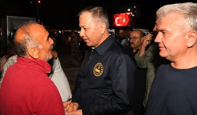 Balıkesir'deki depremde can kaybı: 81 yaşında bir kişi yaşamını yitirdi