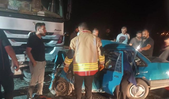 Kahramanmaraş’ta tır ile otomobil çarpıştı: 3 ölü