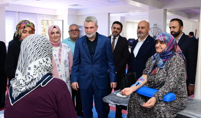 Başkan Görgel: “Yaşlılarımıza Yönelik Hizmetlerimizi Artırarak Sürdürüyoruz”