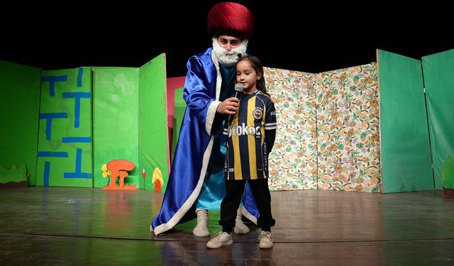 Masalların Renkli Evreni Çocukları Hayran Bıraktı