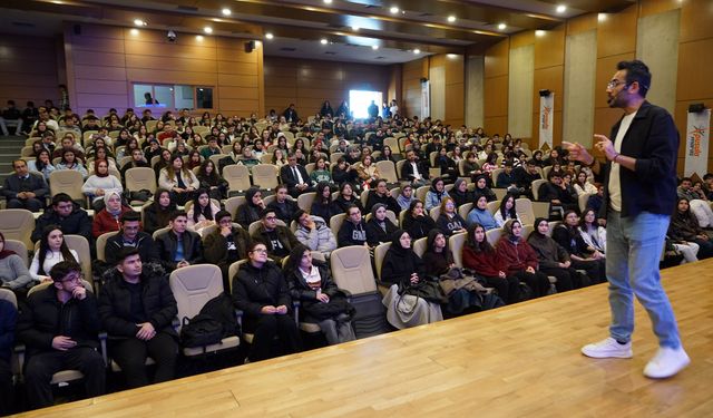 Göksun’da Gençler Gri Koç’la Sınav Yolculuğunda Güç Topladı