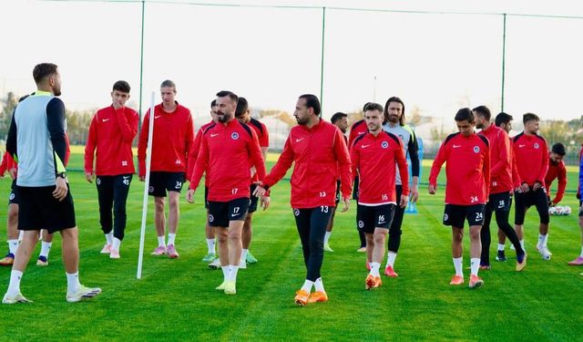 Kahramanmaraş İstiklalspor’un Devre Arası Kampı Antalya’da Başladı