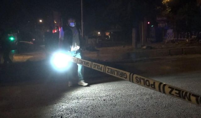 Kahramanmaraş’ta iş yeri ve park halindeki araca silahlı saldırı