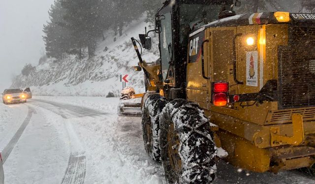 Onikişubat Belediyesi Karla Mücadelede Teyakkuzda