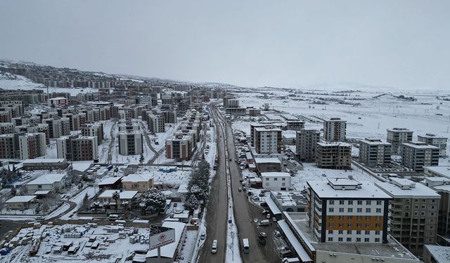 Dulkadiroğlu’nda Yoğun Kar Mesaisi: Ekipler 105 Mahallede Sahada