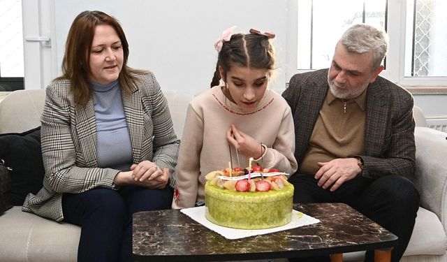 Başkan Görgel’den duygulandıran doğum günü sürprizi