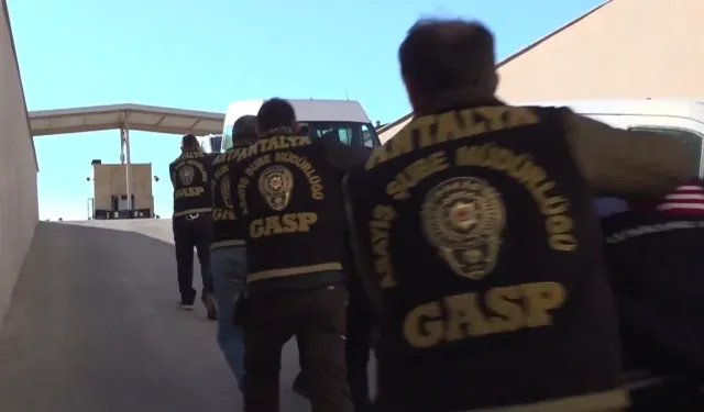 Milyon dolarlık kripto para gaspı çetesi çökertildi