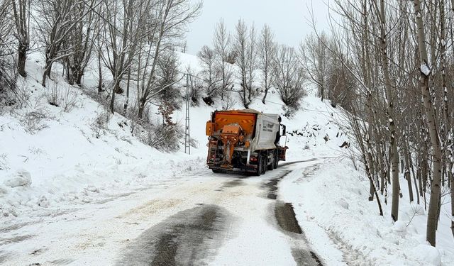 Nurhak’ta kar kalınlığı arttı, ekipler sahada görevde