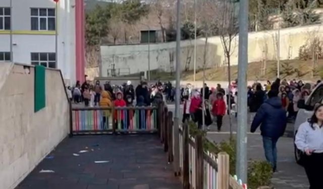 Kahramanmaraş’ta okulda yangın paniği: Öğrenciler tahliye edildi