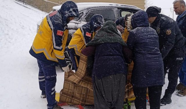 Kahramanmaraş’ta kar yağışı kazalara yol açtı: 2 kişi yaralandı