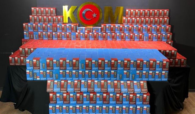 Kahramanmaraş'ta kaçak cep telefonu operasyonu: 1.422 adet ürün yakalandı