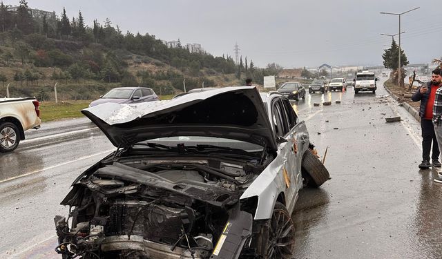 Kahramanmaraş’ta üniversite yolunda kaza
