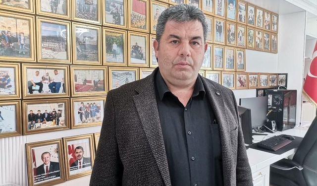 Depremde 3 evladını kaybeden baba evinde hatıra odası yaptı