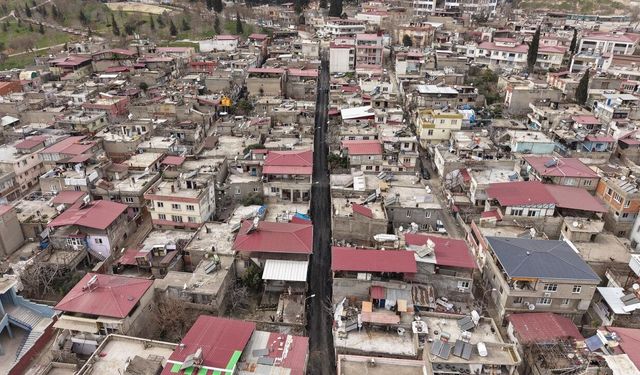 Kahramanmaraş’ta altyapı sonrası yollar yenileniyor: iki ilçede asfalt çalışması başladı