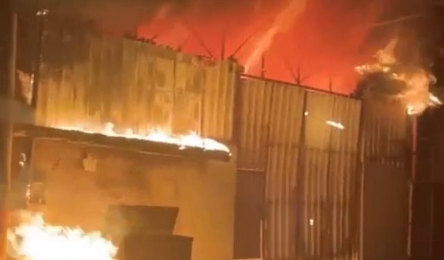 Kahramanmaraş Dulkadiroğlu’nda depo yangını: alevler kısa sürede kontrol altına alındı