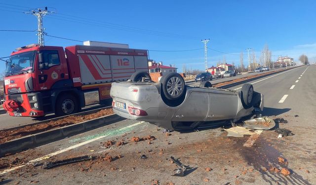 Nurhak'ta takla atan araçta can pazarı! 2 kişi yaralandı.