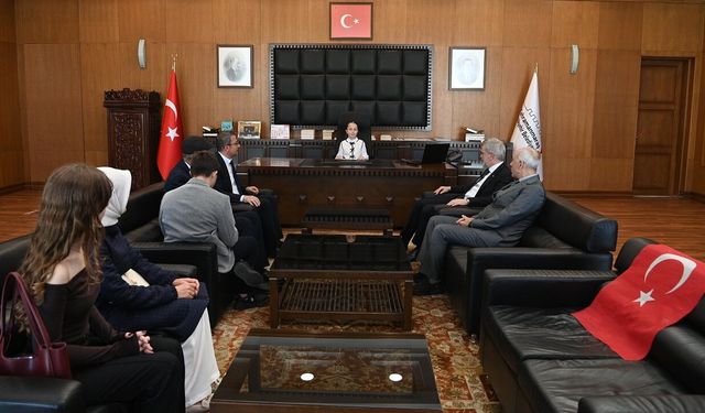 Başkan Görgel, Koltuğu Erva Zehra Boyraz’a devretti