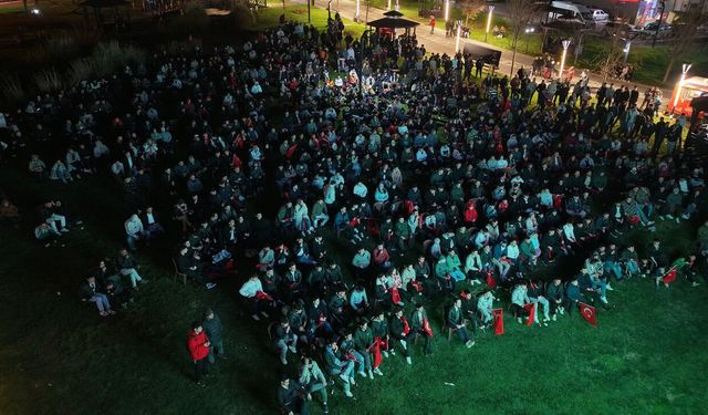 Kahramanmaraş’ta milli coşku! Dünya Kupası bileti dev ekranda kutlandı