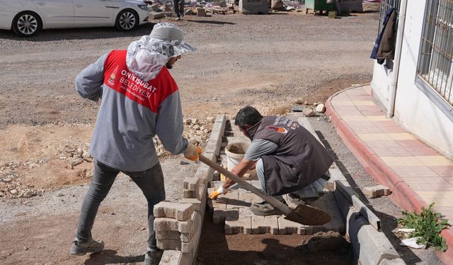 Onikişubat Belediyesi’nden 9 farklı mahallede kaldırım ve yol çalışması