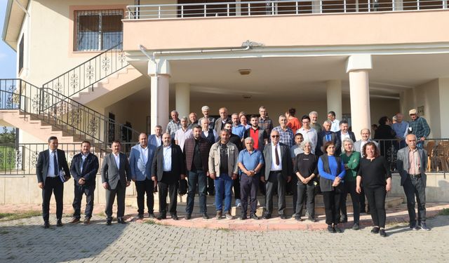 Başkan Akpınar 88. Mahalle Toplantısı’nı Halkaçayırı Mahallesi’nde Gerçekleştirdi