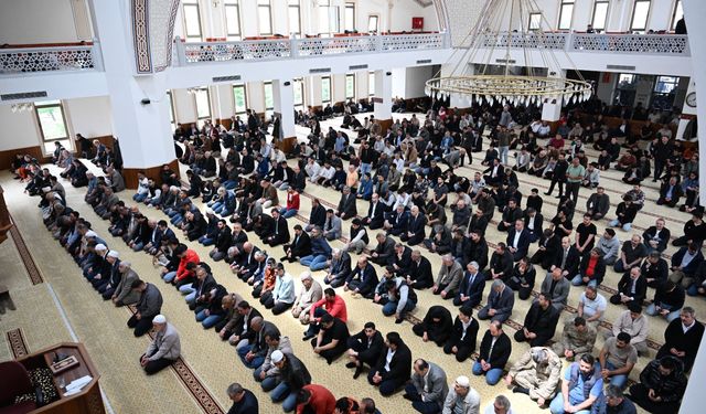 Kahramanmaraş Ayser Çalık Ortaokulu mevlit programı