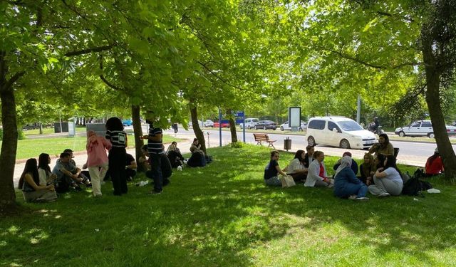 Büyükşehir’den Üniversite gençliğiyle “Atıksız Piknik” etkinliği
