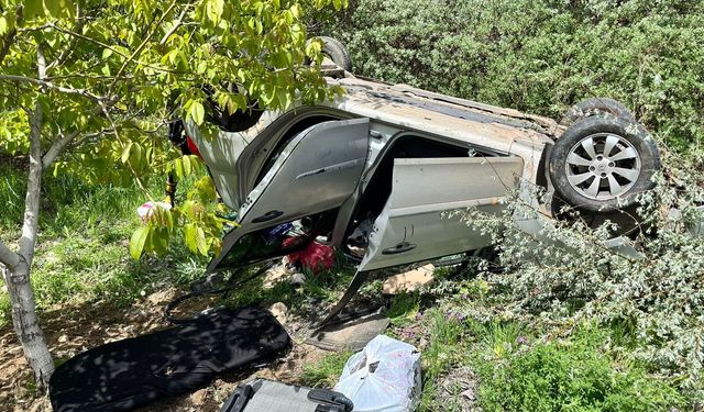 Kahramanmaraş’ta otomobil takla attı: 1 ağır 4 yaralı