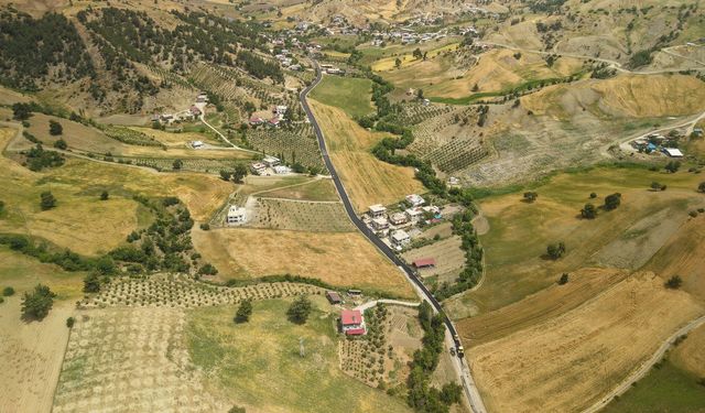 Kahramanmaraş'ta Bulutoğlu Mahallesi'nde asfalt çalışmalarıyla ulaşım konforu artıyor