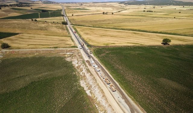 Kahramanmaraş'ta grup yolu genişletiliyor, ulaşım konforu artıyor