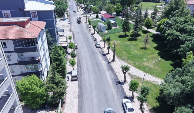 Elbistan Pınarbaşı Caddesi'nde modern ulaşım yatırımlarıyla kentsel dönüşüm başlatıldı
