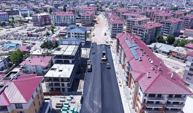 Elbistan'da Hacı Esat Efendi Caddesi'nde kapsamlı ulaşım projeleri başlatıldı